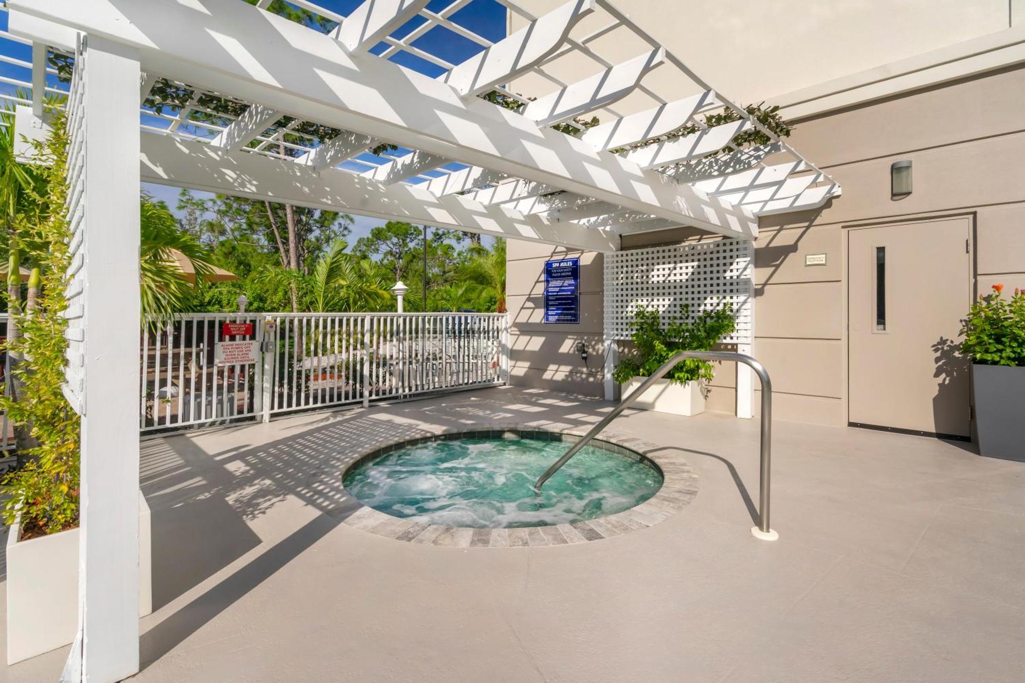 Comfort Inn&Suites Port Charlotte Eksteriør bilde